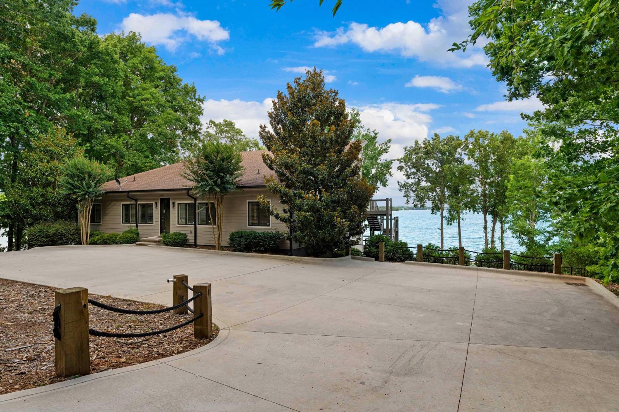 Lake Norman Getaway Муурсвил Екстериор снимка