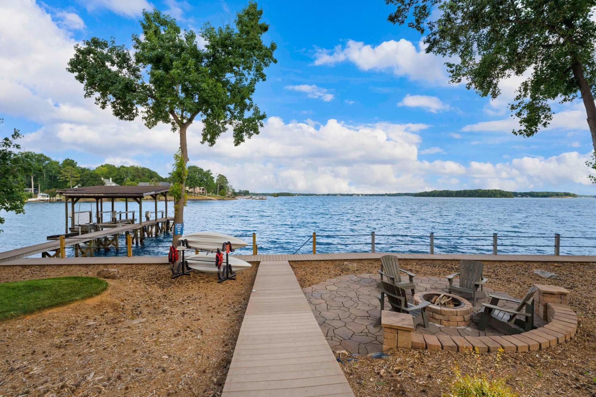 Lake Norman Getaway Муурсвил Екстериор снимка